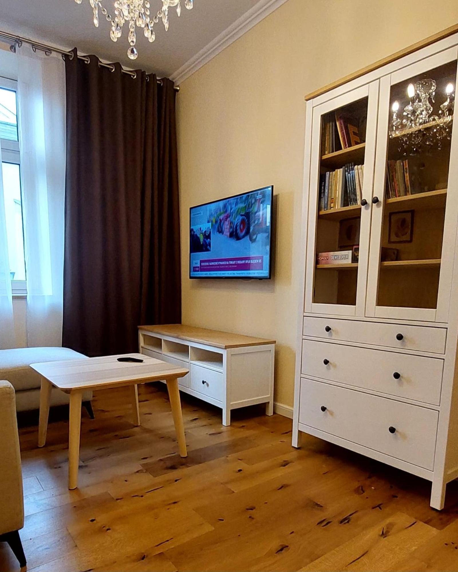 Old Town Comfort Тарнов Екстериор снимка