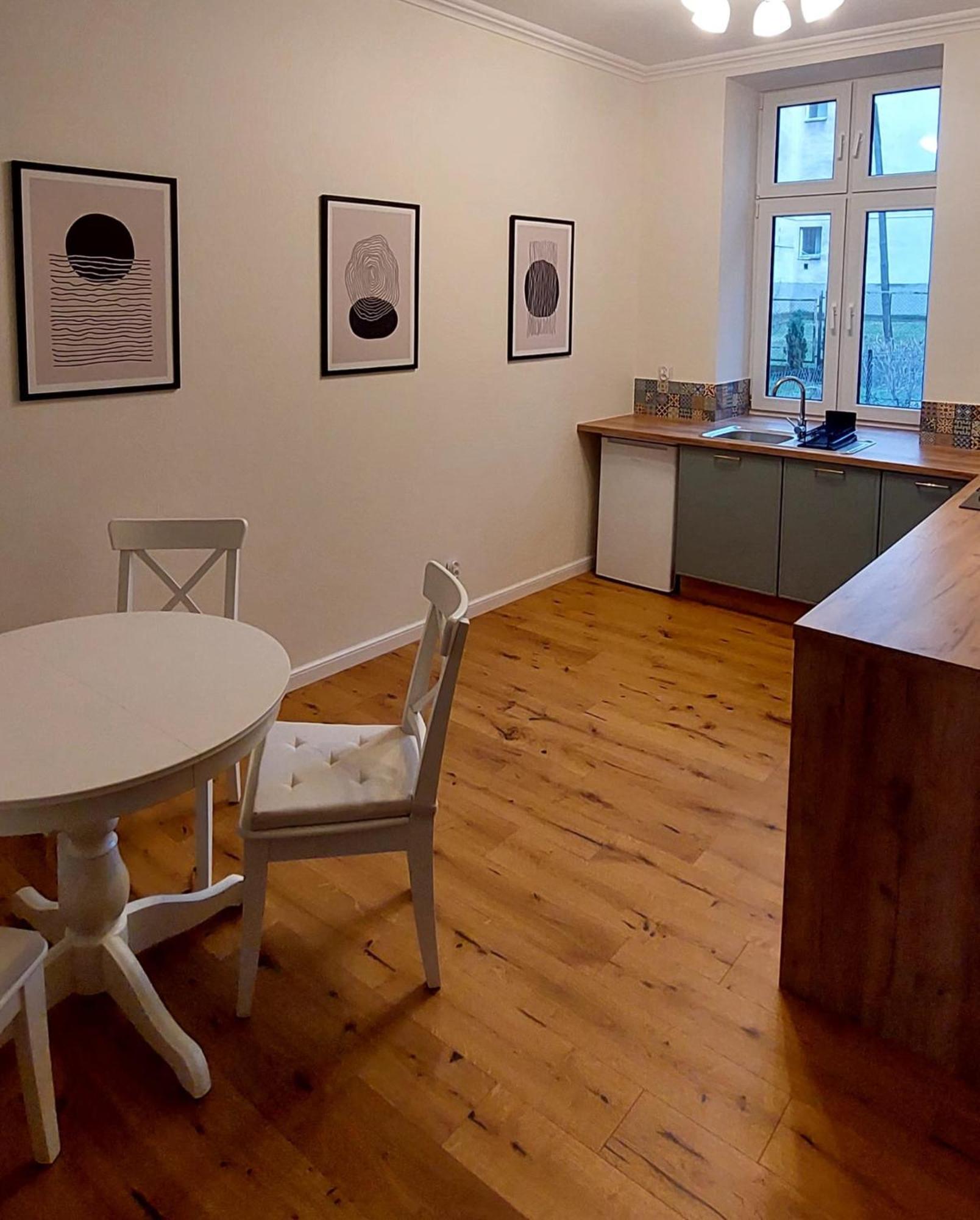 Old Town Comfort Тарнов Екстериор снимка