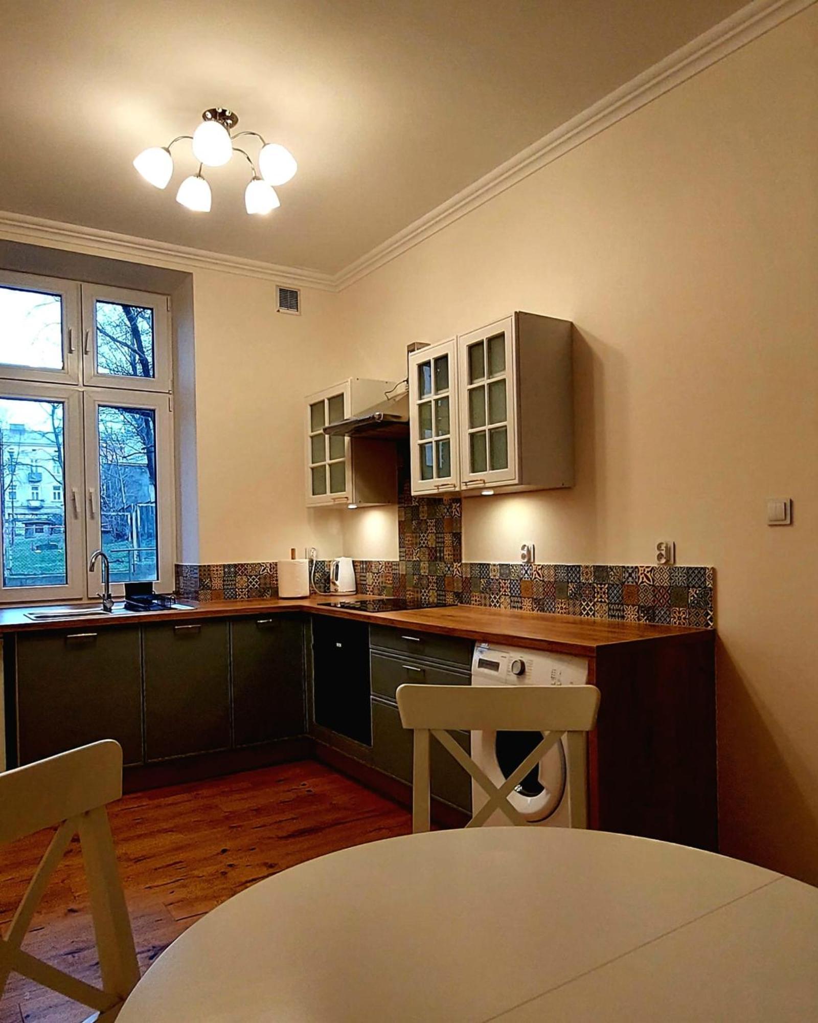 Old Town Comfort Тарнов Екстериор снимка
